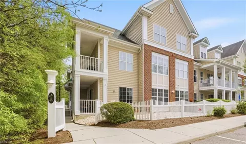 7231 Newport Ave #101, Norfolk, VA 23505