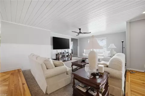Other - 14 Eagle Point Rd, Hampton, VA 23669 photo 1 of 9