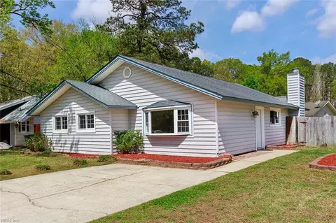 13022 Green Grove Ln, Newport News, VA 23608