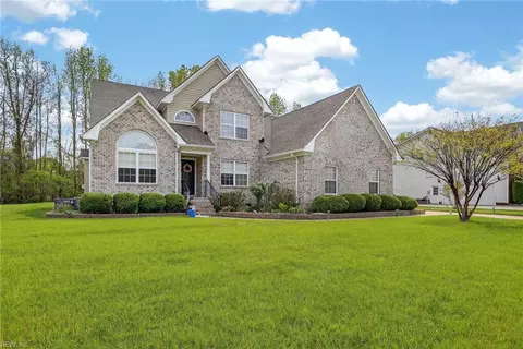 219 Berry Ridge Ln, Suffolk, VA 23435
