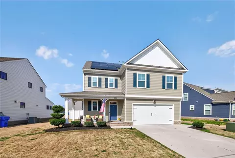 202 Station Dr, Suffolk, VA 23434