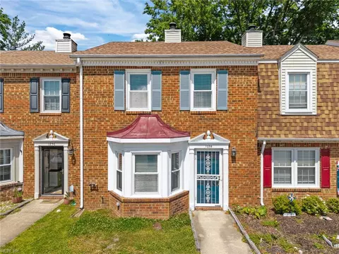 1258 Mill Lake Qtr Quarter, Chesapeake, VA 23320