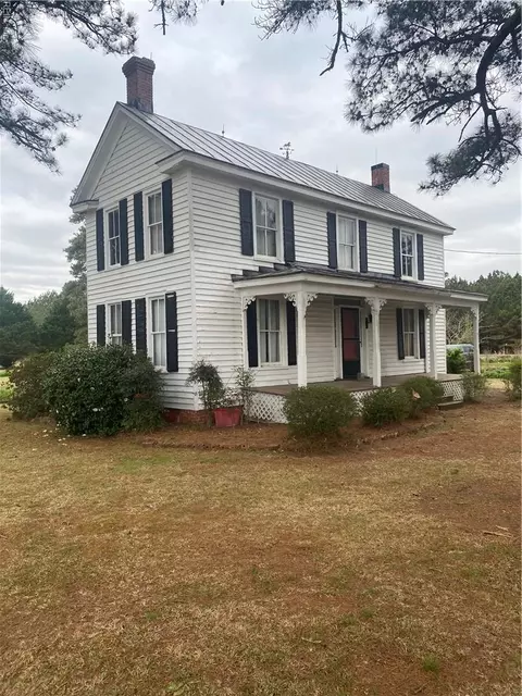 509 Greenway Rd, Suffolk, VA 23434