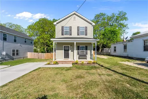 325 Pinner St, Suffolk, VA 23434
