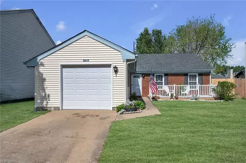 1617 Cassell St, Virginia Beach, VA 23454