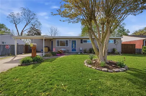 5009 Whitman Ln, Virginia Beach, VA 23455