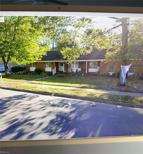 976 Edwin Dr, Virginia Beach, VA 23464