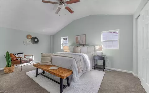 612 River Creek Rd, Chesapeake, VA 23320