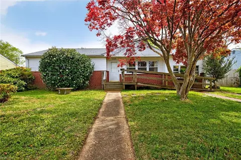 1865 Branchwood St, Norfolk, VA 23518