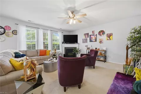 1020 Silver Charm Cir, Suffolk, VA 23435