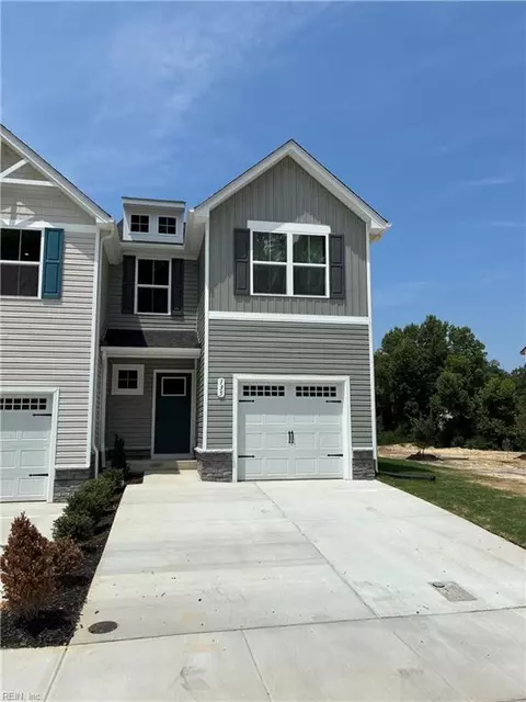 135 Summit View Ln, Franklin, VA 23851