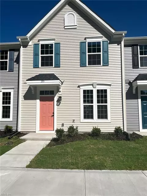 205 Reids Place Dr, Suffolk, VA 23434