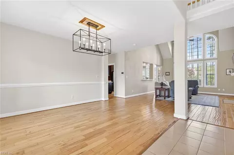 Entry Way - 709 Bristol St, Smithfield, VA 23430 photo 1 of 5