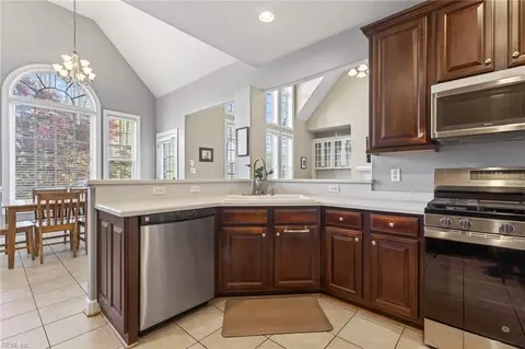 Kitchen - 709 Bristol St, Smithfield, VA 23430 photo 3 of 5