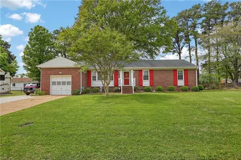 2152 Armada Dr, Chesapeake, VA 23321