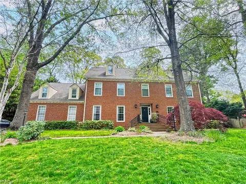 1004 Downshire Chse Chase, Virginia Beach, VA 23452