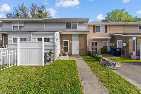 5646 Gregory Ct, Portsmouth, VA 23703