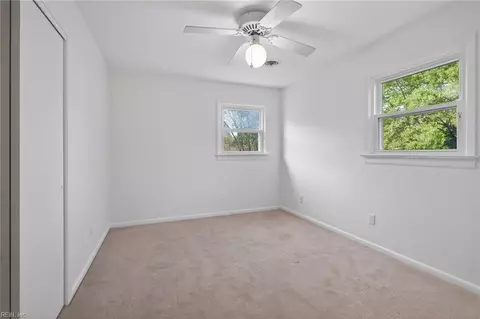 Bedroom - 509 Timberneck Ct, Hampton, VA 23663 photo 4 of 10