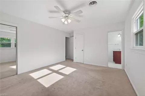 Bedroom - 509 Timberneck Ct, Hampton, VA 23663 photo 3 of 10