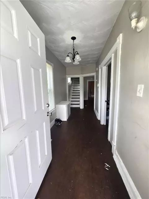Entry Way - 1012 Watson St, Norfolk, VA 23523 photo 1 of 5
