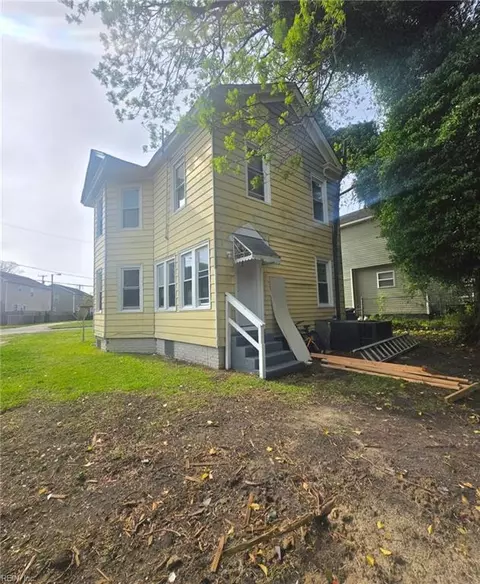 Exterior - 1012 Watson St, Norfolk, VA 23523 photo 2 of 2