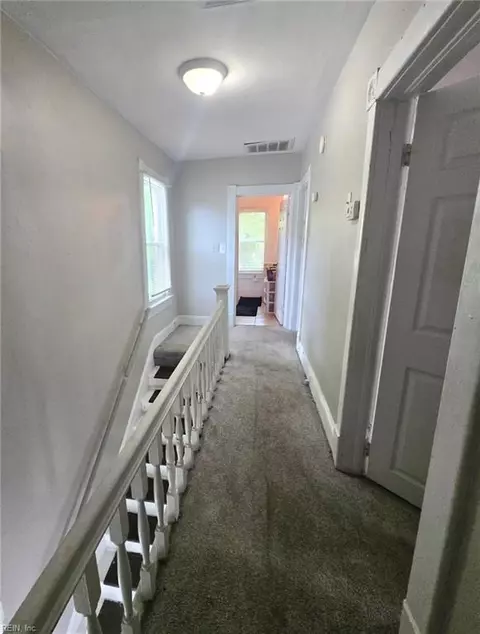 Entry Way - 1012 Watson St, Norfolk, VA 23523 photo 4 of 5
