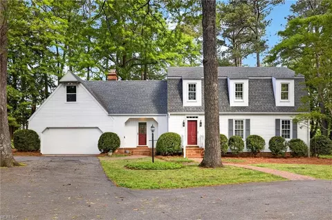 140 Holly Hill Ln, Suffolk, VA 23434