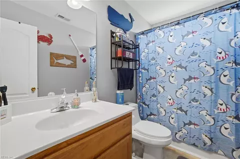 Bath - 137 Eagleton Cir, Moyock, NC 27958 photo 2 of 2