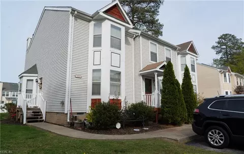 1111 Palmerton Dr, Newport News, VA 23602