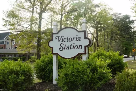 1111 Palmerton Dr, Newport News, VA 23602
