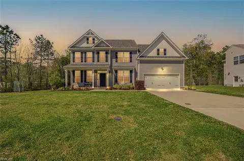 2128 Shipyard Rd, Chesapeake, VA 23323