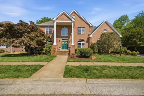 1037 Poquoson Xing, Chesapeake, VA 23320