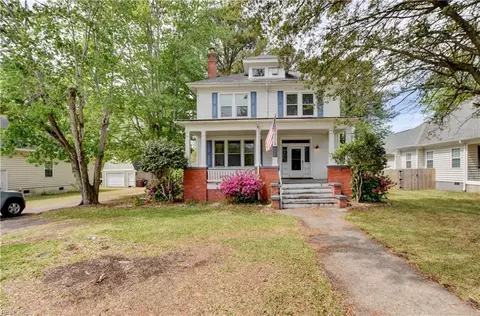 348 George Washington Hwy N, Chesapeake, VA 23323