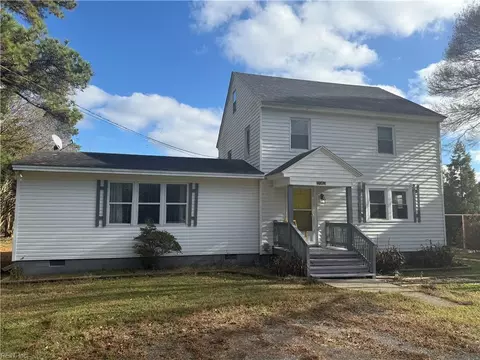 17063 Station Ln, Cape Charles, VA 23310