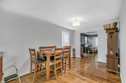 Dining - 124 Cambridge Pl, Hampton, VA 23669 photo 1 of 1