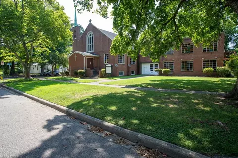 Exterior - 241 Forrest Ave, Norfolk, VA 23505 photo 1 of 7
