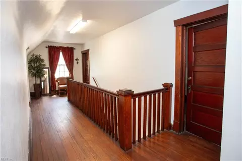 Entry Way - 241 Forrest Ave, Norfolk, VA 23505 photo 3 of 3