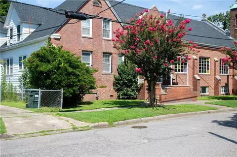 Exterior - 241 Forrest Ave, Norfolk, VA 23505 photo 7 of 7