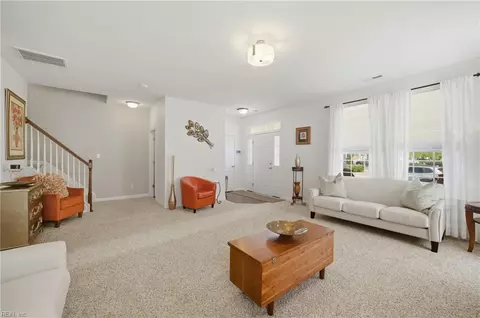 206 Harmony Dr, Portsmouth, VA 23701