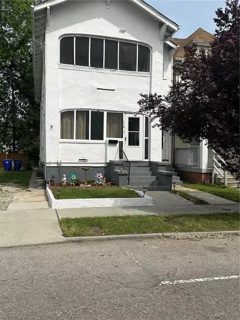 114 W 38th St, Norfolk, VA 23504