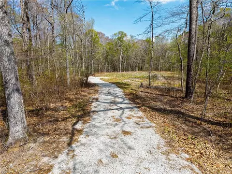 2084 Vaughan Rd, Virginia Beach, VA 23457