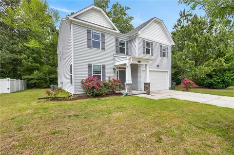 2147 Redgate Dr, Suffolk, VA 23434
