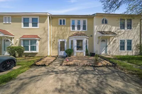 5212 Richard Rd, Virginia Beach, VA 23462