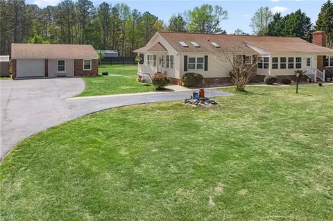 5542 Dilly-e Ln, Gloucester, VA 23061