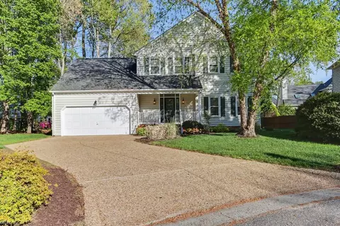 104 Compass Ct, Yorktown, VA 23693