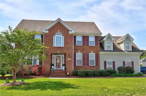 100 Sweetbriar Ln, Suffolk, VA 23435