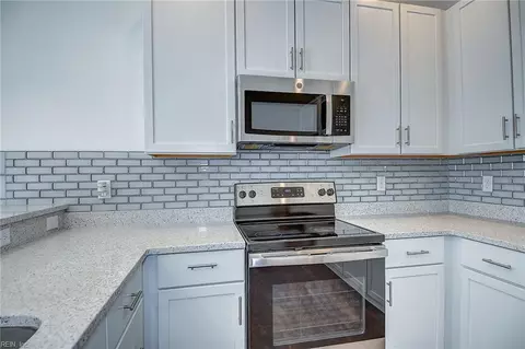 5028 Hawkins Mill Way, Virginia Beach, VA 23455