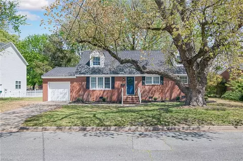81 Haviland Dr, Newport News, VA 23601