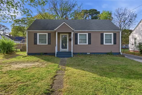 4320 Deep Creek Blvd, Portsmouth, VA 23702