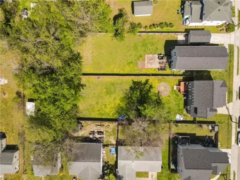 View/Area - 28 S Back River Rd, Hampton, VA 23669 photo 3 of 11